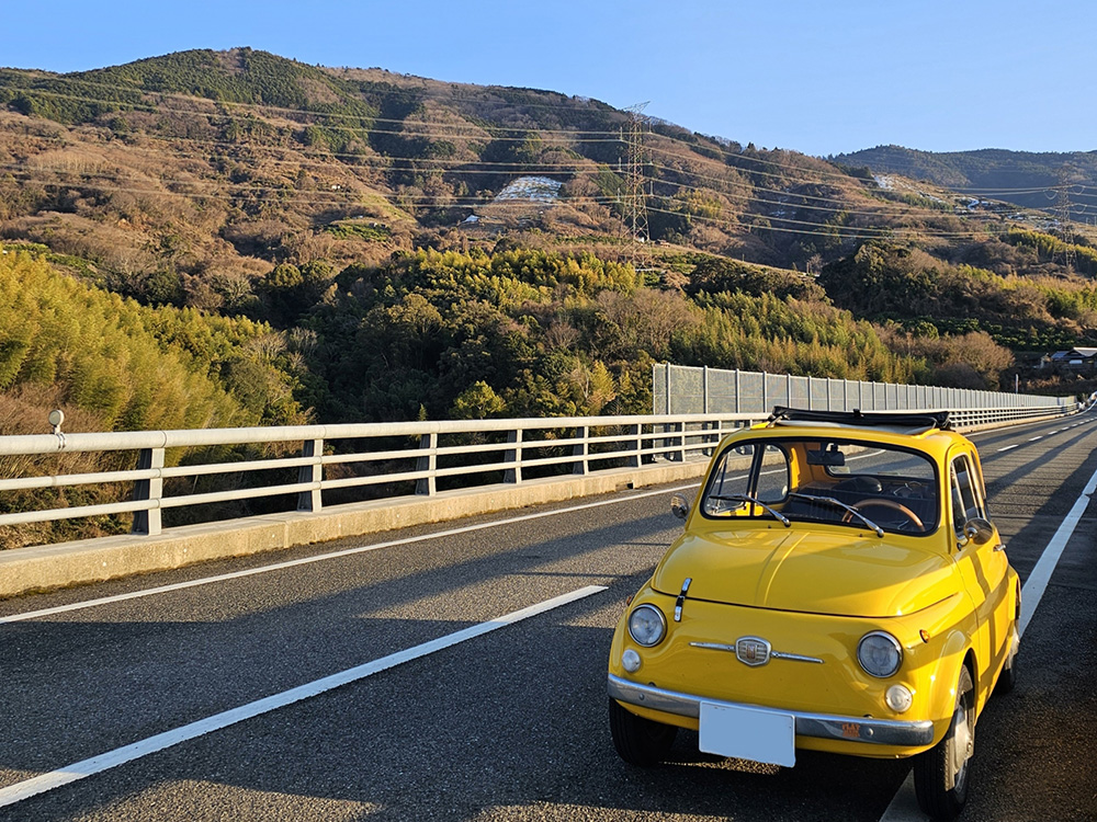 車検、鈑金、自動車保険から石油製品まで取り扱い